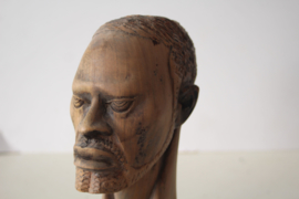 Teak houten handgesneden buste van een Afrikaanse man