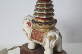 Satsuma Japan - Olifant lamp op houten voet - ca 1920