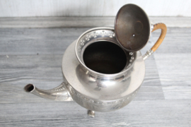 Antiek zilvertinnen theepot, KMD Tiel ca 1915