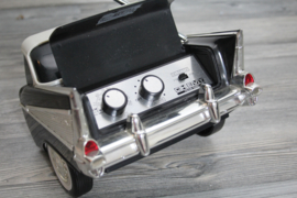 1957 Chevrolet Bell Air transistor radio  AM/FM