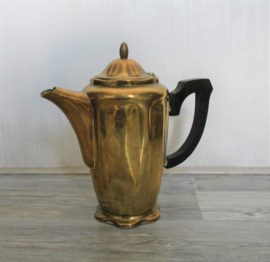 Thee of koffieservies uitgevoerd in messing