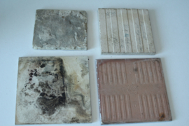 Collectie van 4 Nederlandse en Spaanse tegels