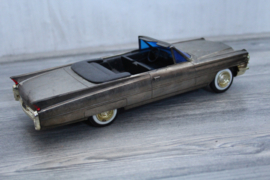 Vintage 1960s Cadillac Convertible transistorradio