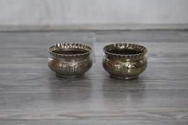 Set verzilverde zoutbakjes