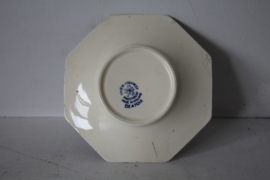Societé Ceramique Maastricht - Beatrix kop en schotel 1938