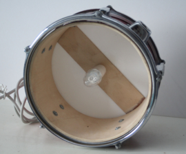 Hanglamp gemaakt van Parrot drum