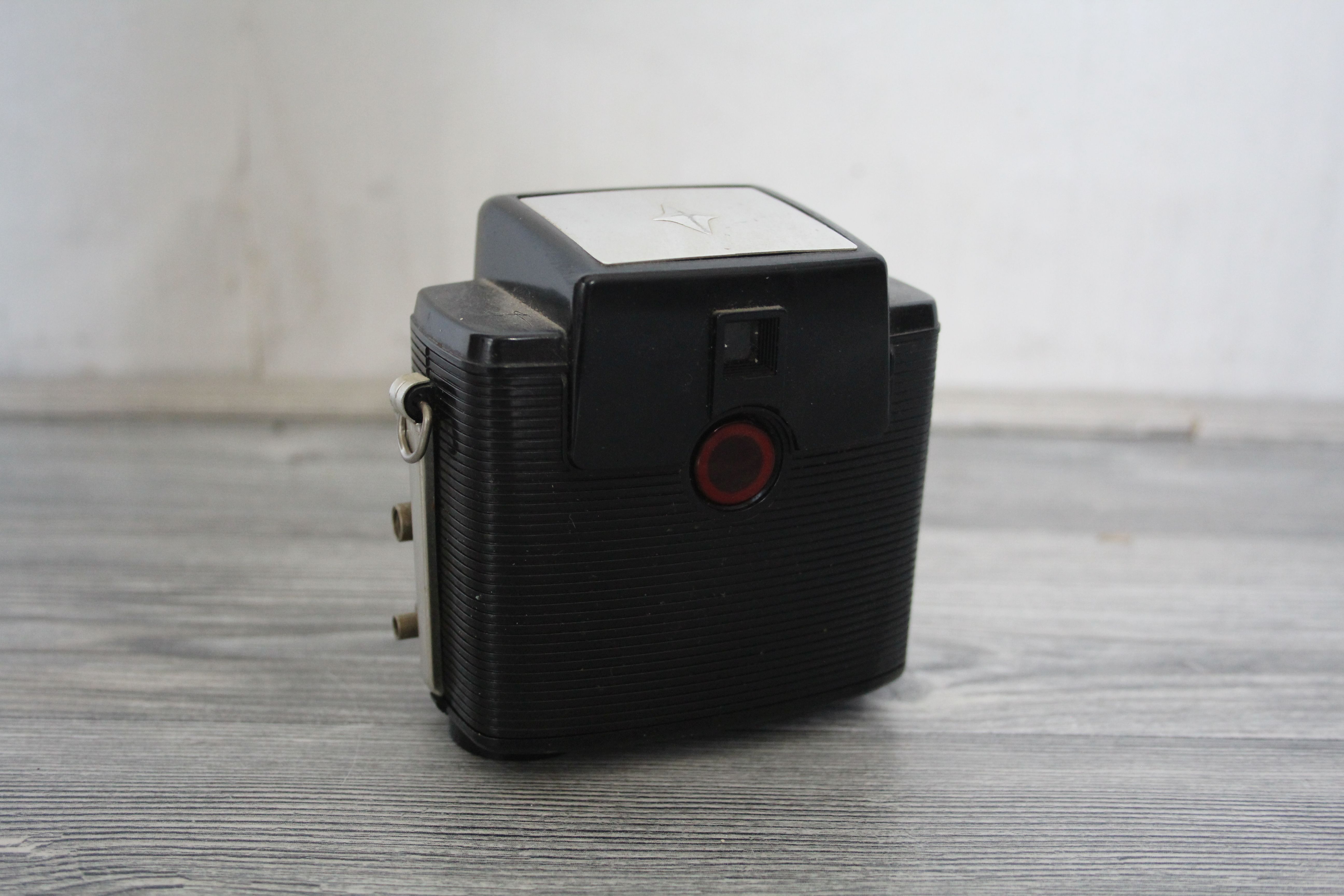 Camera - Kodak Brownie Startlet