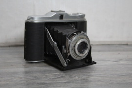camera:  Agfa Isolette