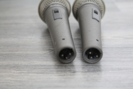 2 x Skytec dynamische microfoon