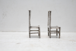 Zilver - 2 Miniatuurstoelen Schoonhovense zilverfabriek, Hooijkaas