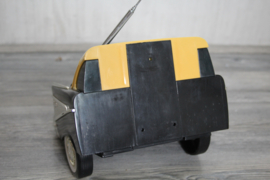 1957 Chevrolet Bell Air transistor radio  AM/FM