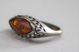 Zilveren ring met Amber (#2)