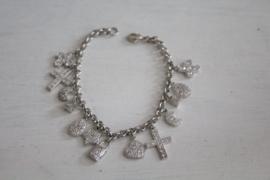 Zilveren .925 bedelarmband met 13 bedels gezet met rhinestones