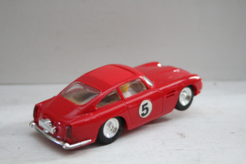 Vintage SCALEXTRIC Aston Martin DB4 MM/C68 Red No.5 Slot Race auto met zonnedak