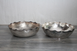 5 Art Deco gehamerde schalen , Hollandia Plate