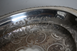 Set verzilverde serveerschalen