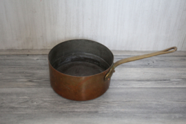 Antiek roodkoperen steelpan, 19e eeuw
