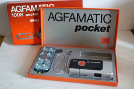 Camera: Agfa Agfamatic 1008 nieuw in doos