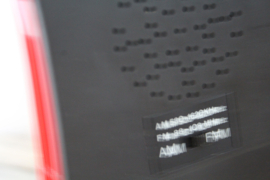 AM/FM radio - Ferrari Testarossa