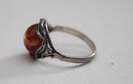 Zilveren ring met amber (#4)