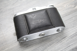 camera:  Agfa Isolette