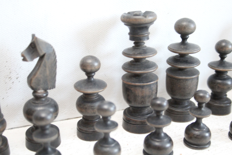 Vervolg Zichtbaar elektrode Antieke schaakstukken, ca 1910 | Speelgoed | SpecialVintage