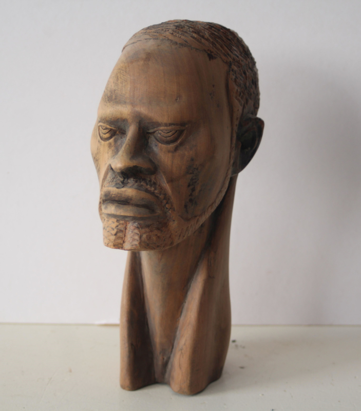 Teak houten handgesneden buste van een Afrikaanse man