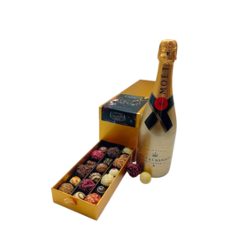 Ladebox met Chocolade Truffels/Bonbons en Fles Moët Champange
