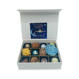 Luxe handgemaakte chocolade bonbons geboorte cadeau doos-It's a boy - Klein