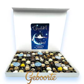 Luxe handgemaakte chocolade bonbons geboorte cadeau doos-It's a boy - mega groot