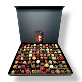 Liefdevolle luxe Chocoladebox – Handgemaakte Bonbons-LOVE  MIX-Mega