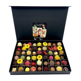 Handgemaakte prachtige bonbons Chocoladeboxen voor Moeder – met gratis bijzonder Poëzie album - Vanaf: