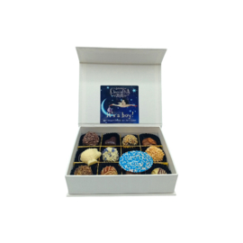 Luxe handgemaakte chocolade bonbons geboorte cadeau doos-It's a boy - Klein