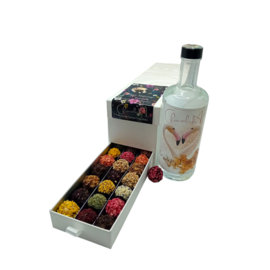 Huwelijkscadeau box met bruidstranen en speciale Truffels