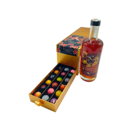 Ladebox met Chocolade Pralines en Fles Golden Love