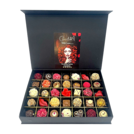 Liefdevolle luxe Chocoladeboxen – 6 maten Handgemaakte Bonbons-LOVE  MIX| Vanaf: