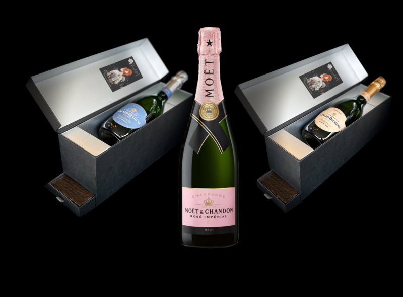 Moët rosé brut Champagne in luxe giftbox met Chocolade truffels en bonbons.