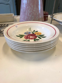 6 diepe borden met bloemmotief