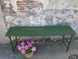 Vintage sidetable groen