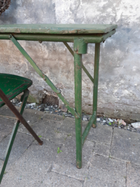 Vintage sidetable groen