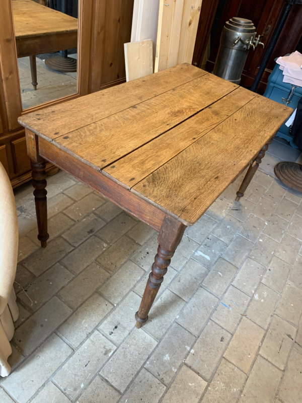 Tafel eettafel oud grenen Meubilair Pakhuis61