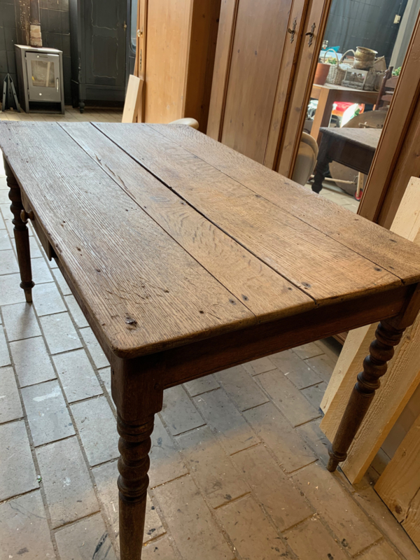 Tafel eettafel oud grenen Meubilair Pakhuis61