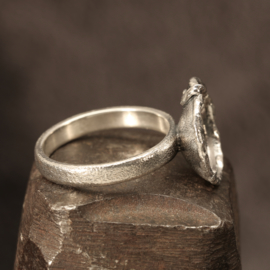 Zilveren ring 01530