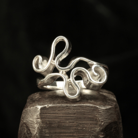 zilveren ring   024003