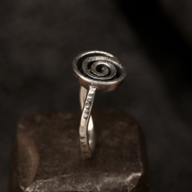 Zilveren ring 01575