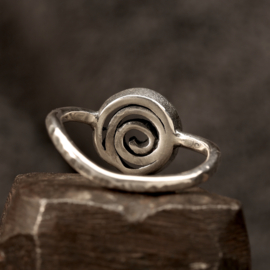 Zilveren ring 01575