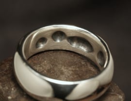 Ziveren ring 1330