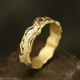 Geel gouden ring 1402