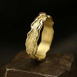 Geel gouden ring 1402