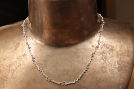 Zilveren collier   0197